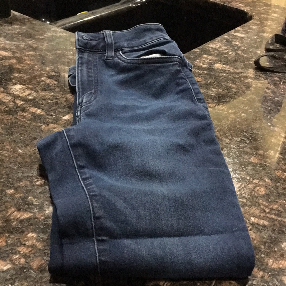 Jeans so
